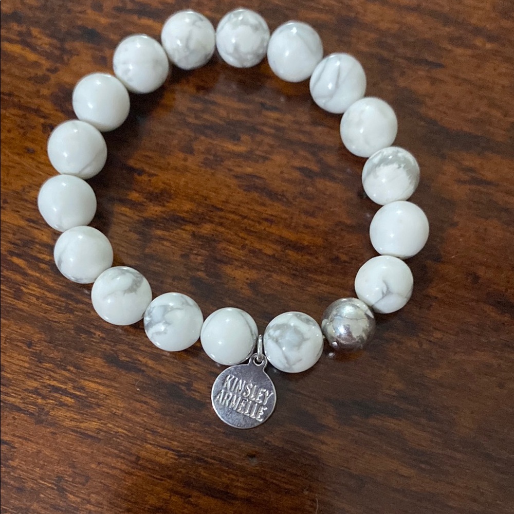Kinsley Armelle White and Silver Beaded Bracelet